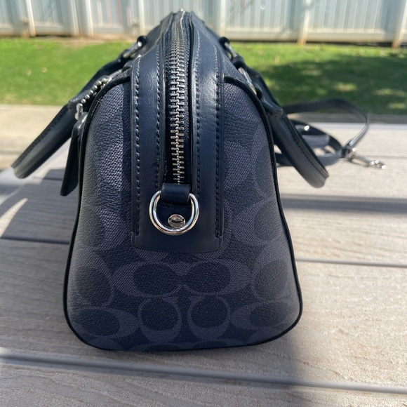 Coach Medium Dark Blue Signature Rowen Bag - Picture 3 of 9